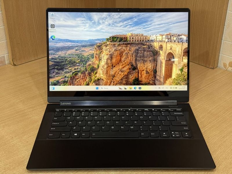 Lenovo yoga 9x360 i7-11 gen / 16 / ssd m2 512 gb