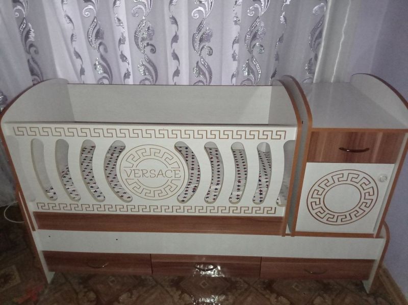 Продается детский кровать Продается детский кровать