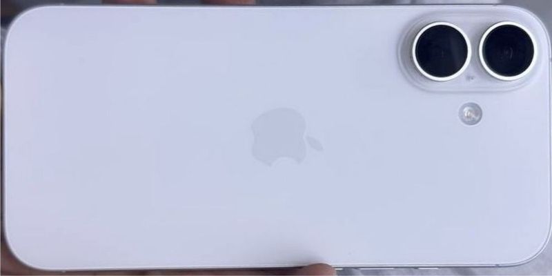 iPhone16 новый.