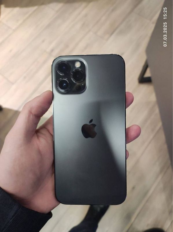 Продам iphone 12 pro max