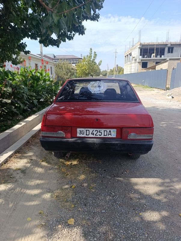 Lada vaz 21099 .