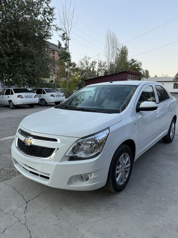 Chevrolet Cobalt 4-P Style Pachka