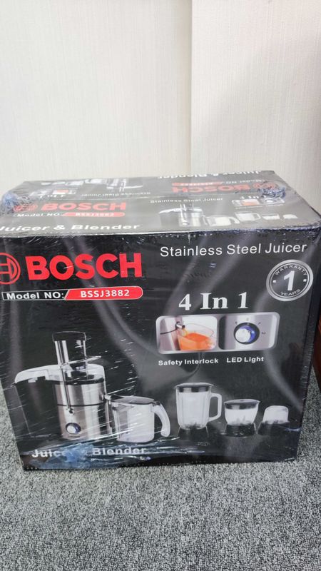 Bosch 4 в 1 продаю дешевле (кухонный комбайн) Bosch 4 в 1 продаю дешевле (кухонный комбайн)