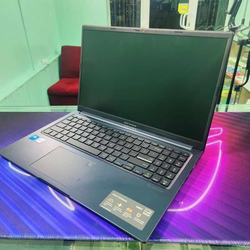 Asus Vivobook 512GB/16GB