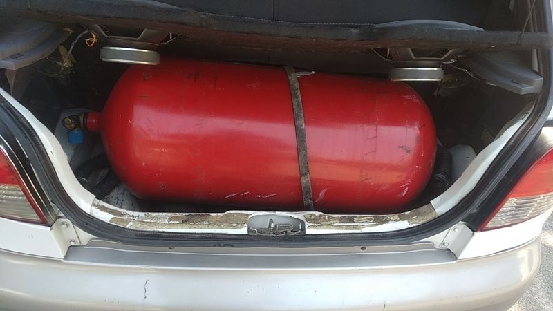 Продаётся газ балон для автомобиля Продаётся газ балон для автомобиля