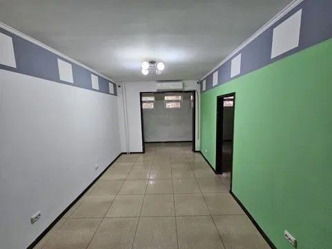 Ттз стадион локомотив 60м² 1этаж 3комнаты в доль дороги Юр адреса