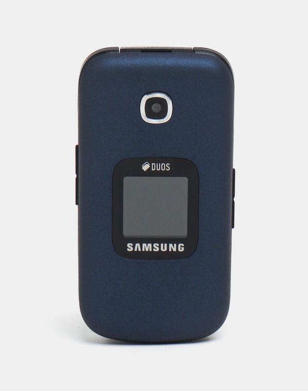 Кнопочный телефон Samsung Кнопочный телефон Samsung