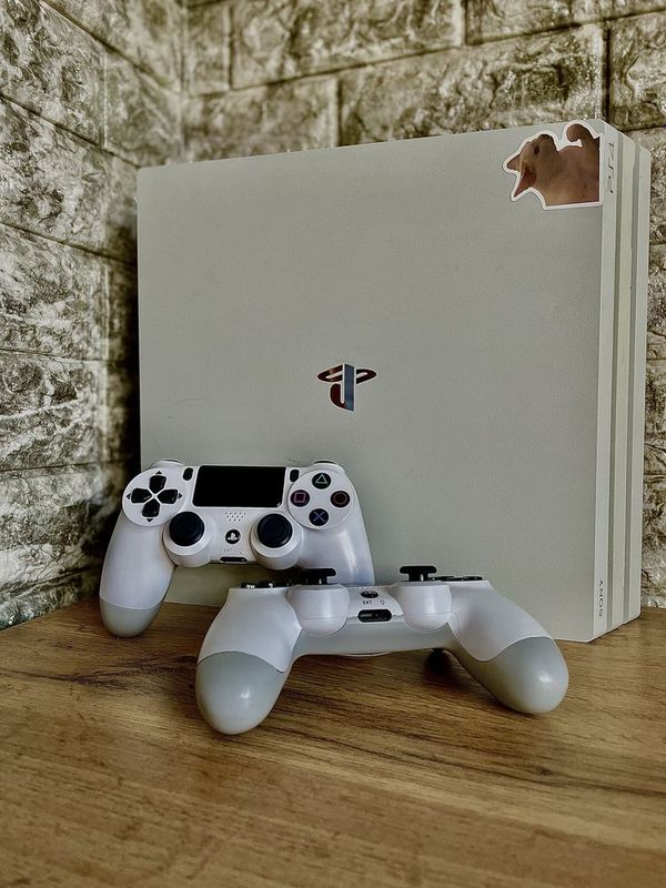 PlayStation 4 Pro PlayStation 4 Pro