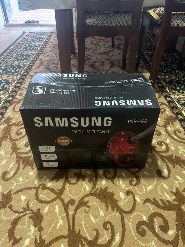 Продам новый пилесос Samsung 3000W. Цена 400.000 с Продам новый пилесос Samsung 3000W. Цена 400.000 с