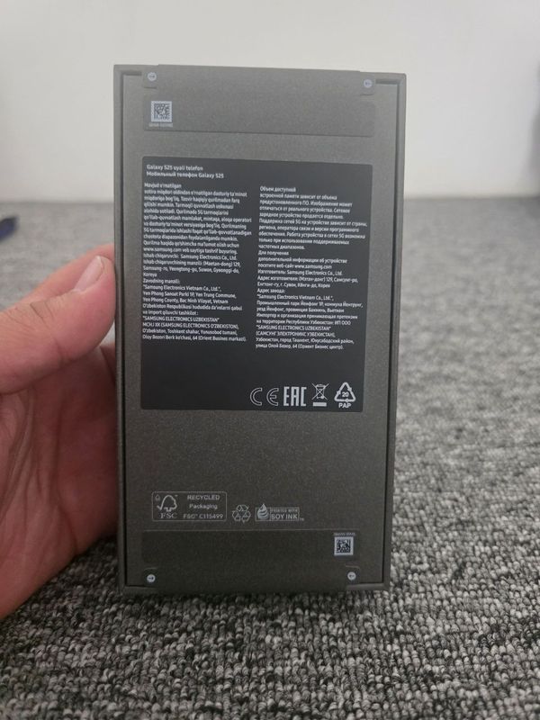 Samsung s25. 12/128