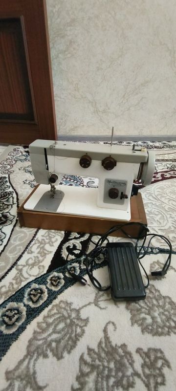 Чайка 143 тикув машинаси Чайка 143 тикув машинаси