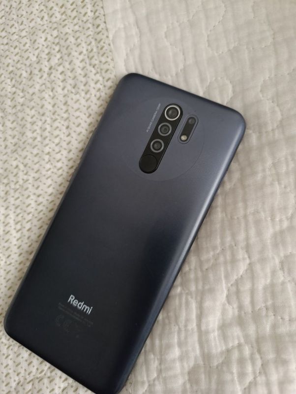 Redmi 9 sotiladi Redmi 9 sotiladi