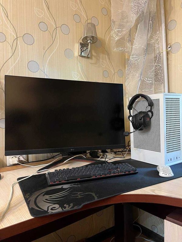 Игровой ПК + монитор 31.5” 165Гц | Игровой ПК + монитор 31.5” 165Гц |
