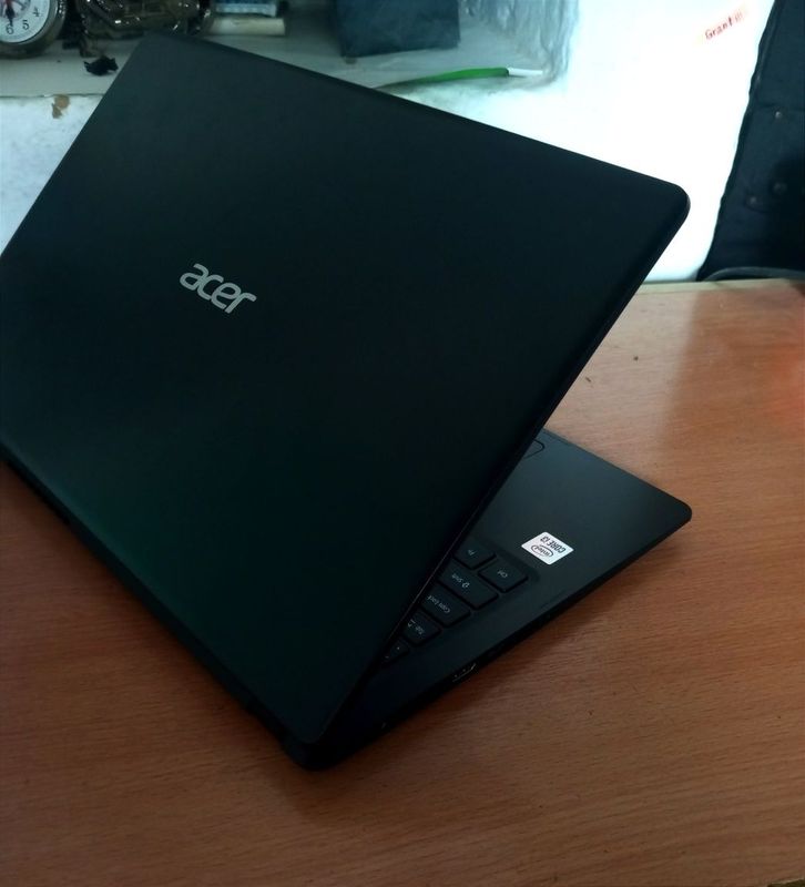 Acer Aspire 3 core i3