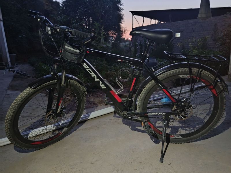 Velosipet sotiladi hali yangi 1oy buldi olinganiga Velosipet sotiladi hali yangi 1oy buldi olinganiga