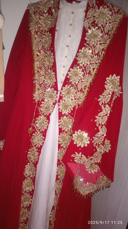 ayollar ansambli 1 marta kiyilgan