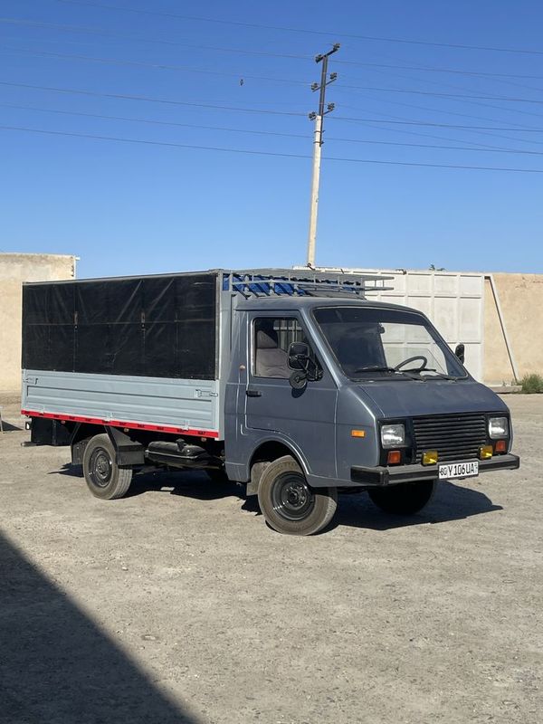 Raf bortli sotiladi ideal Raf bortli sotiladi ideal