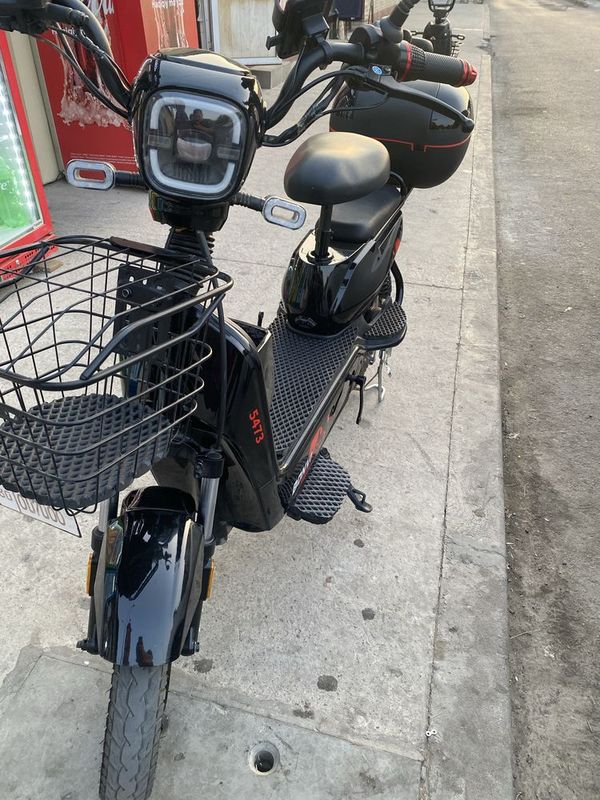 BONVI elektro skuter BONVI elektro skuter