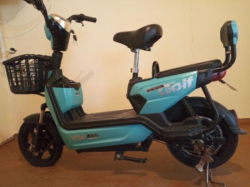 Skuter xolati yaxshi 160$ Skuter xolati yaxshi 160$