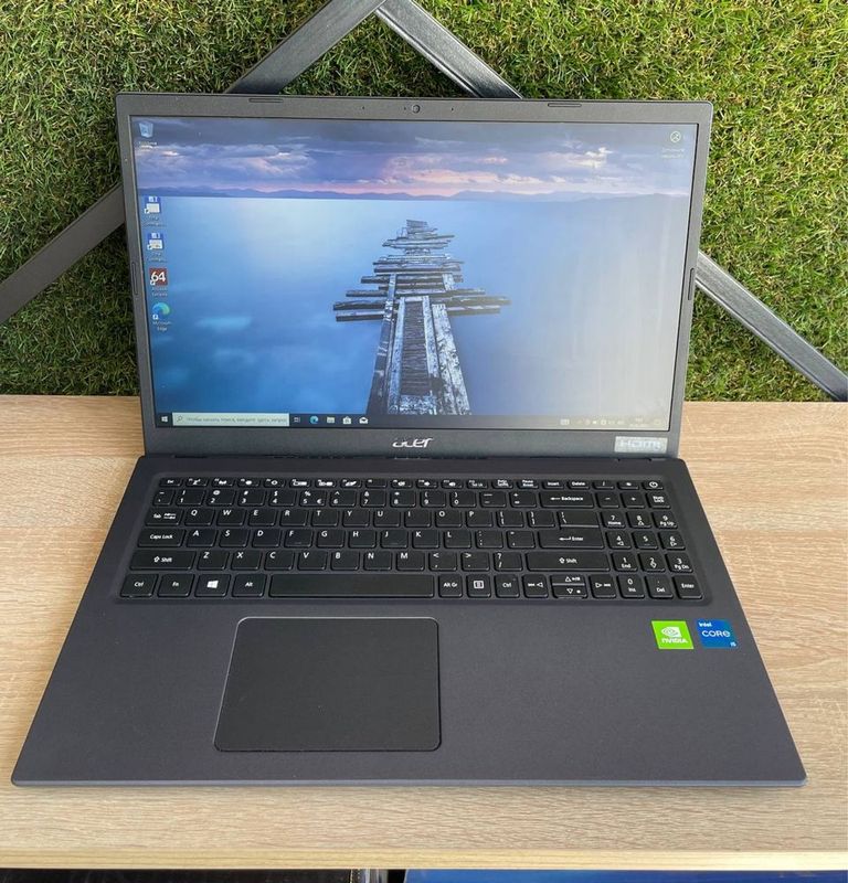 Acer extensa notubuk Acer extensa notubuk