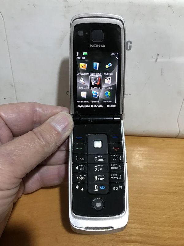 Продаеться Nokia 6600f-1