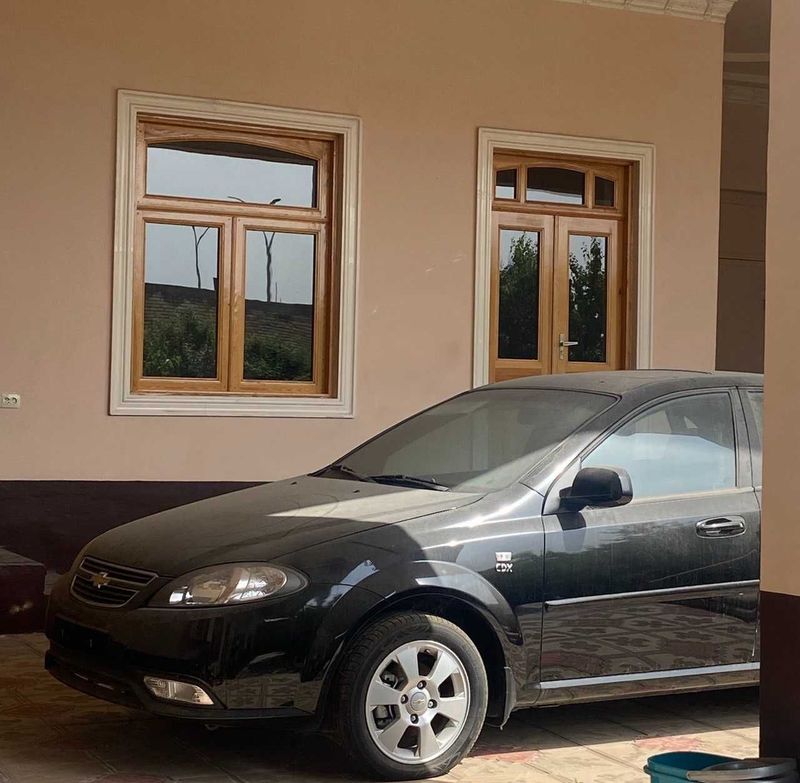 Gentra, qora — 2023/2024, BEZ PROBEGA Gentra, qora — 2023/2024, BEZ PROBEGA