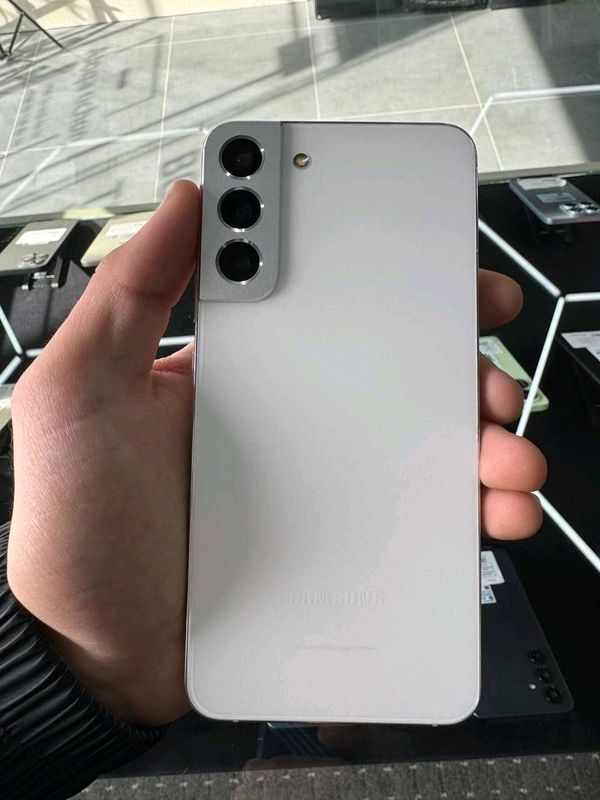samsung s22plus samsung s22plus