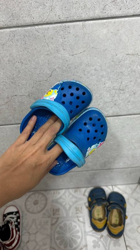 Bolalar uchun crocks Bolalar uchun crocks