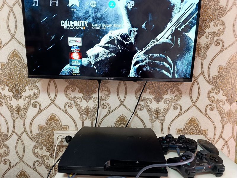 Ps3 320gb 16 ta uyini bor hali yangi 2 oy buladi olinganiga Ps3 320gb 16 ta uyini bor hali yangi 2 oy buladi olinganiga