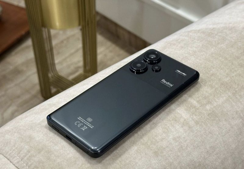 Redmi Notr 13 pro plus 5G 512 gb full komplekt Redmi Notr 13 pro plus 5G 512 gb full komplekt