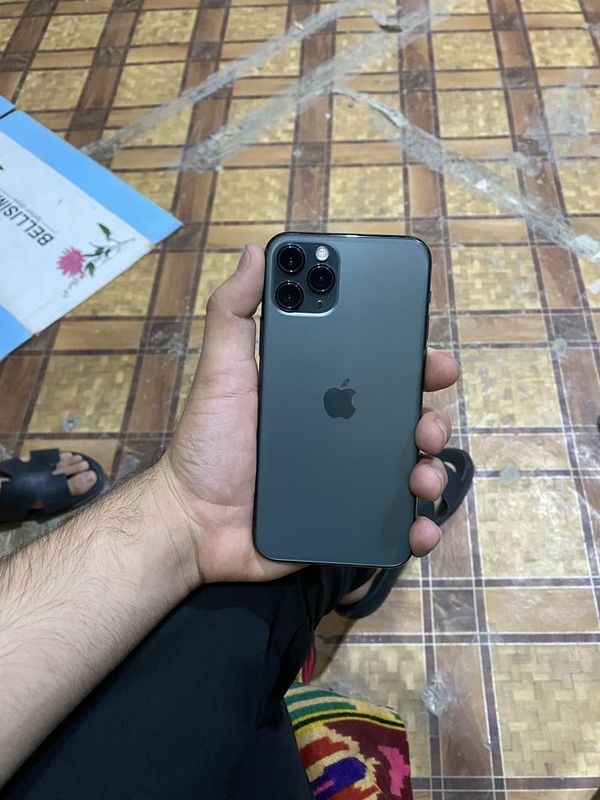 Iphone 11 pro idial sotiladi Iphone 11 pro idial sotiladi