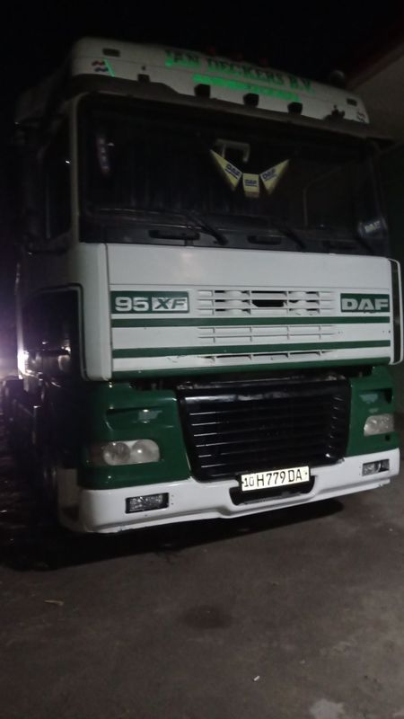 Daf sotlad 2001 narx 14000$