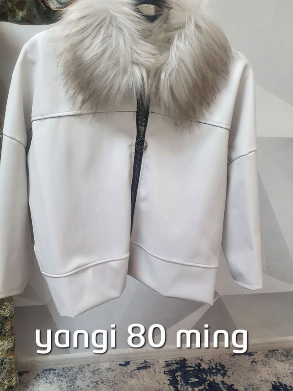 Ayollar kiyimlari Ayollar kiyimlari