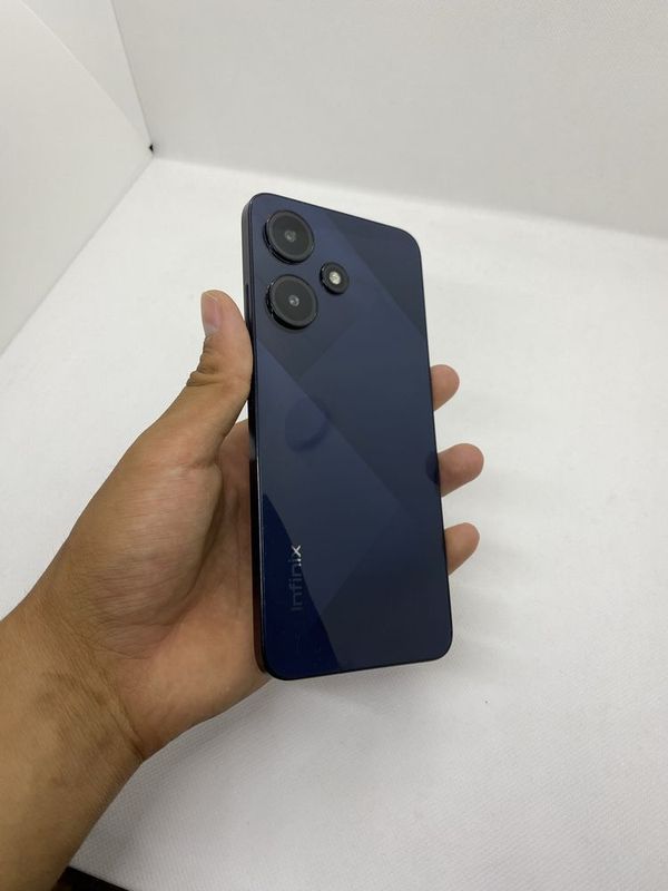 Infinix Hot 30i 128 Gb Infinix Hot 30i 128 Gb