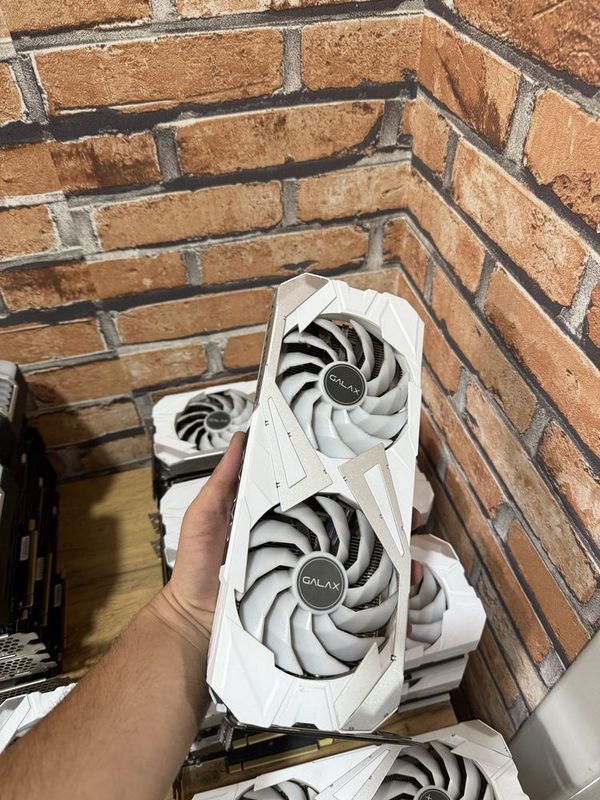 Rtx 3070 8gb Galax white ideal Rtx 3070 8gb Galax white ideal