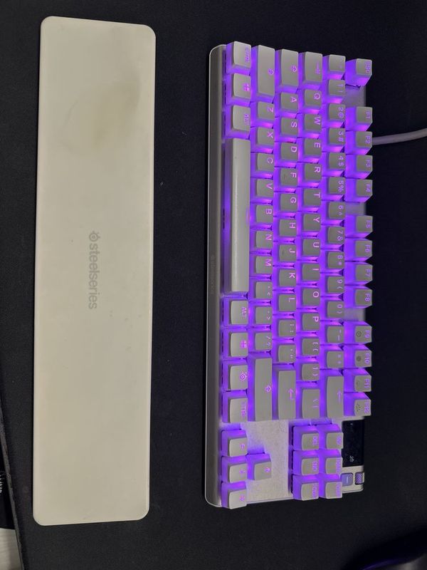 Steelseries Apex 7 TKL Steelseries Apex 7 TKL