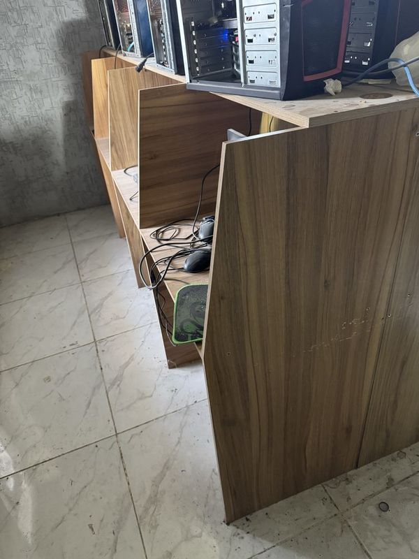 Kompuyter Mebel 8 ta kompuyterga mojalangan hali yengidde ishlami turg Kompuyter Mebel 8 ta kompuyterga mojalangan hali yengidde ishlami turg