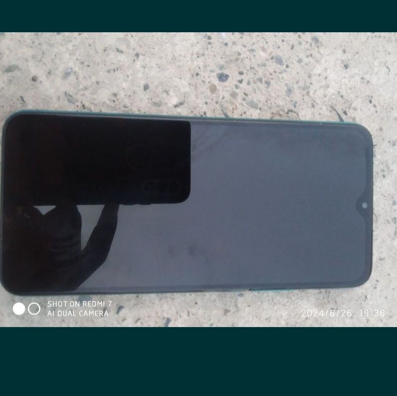 REDMI 9 sotiladi srochno 64 gb ideal REDMI 9 sotiladi srochno 64 gb ideal