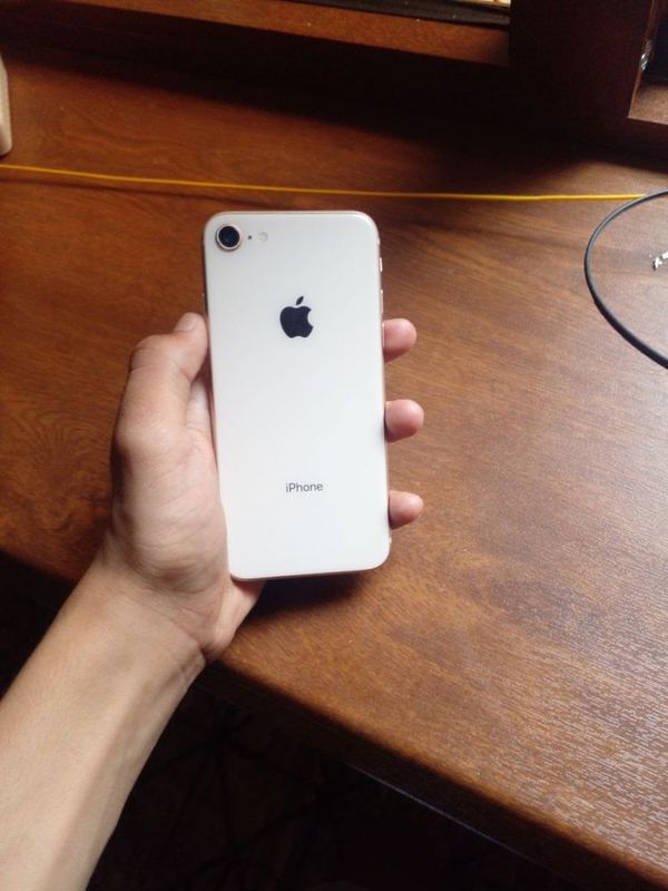 Iphone 8 obmen faqat