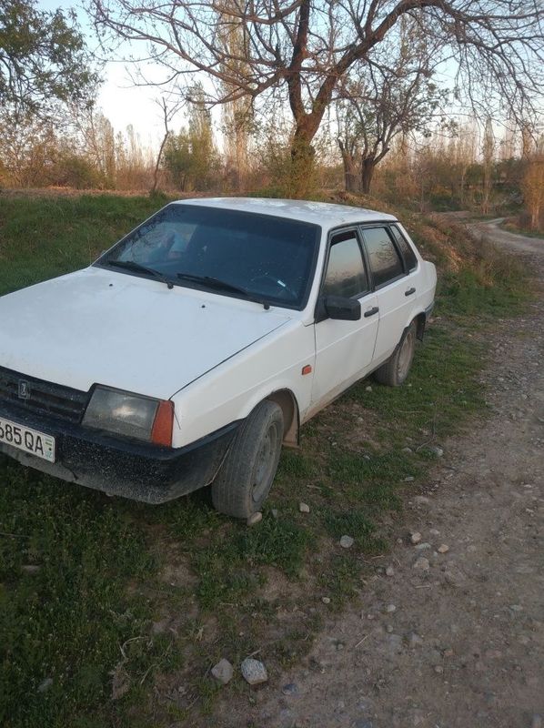 Lada samara sotiladi Lada samara sotiladi