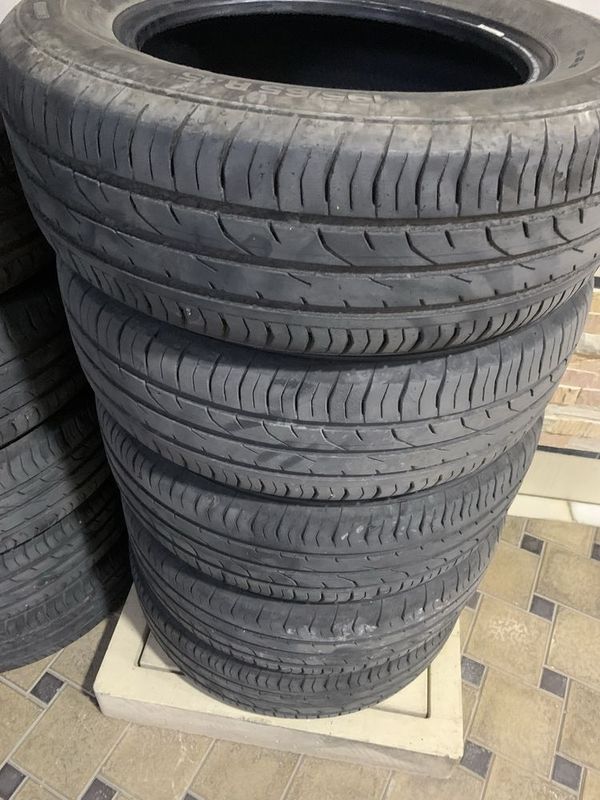 Balon 195/65 R15 b/u kobolt