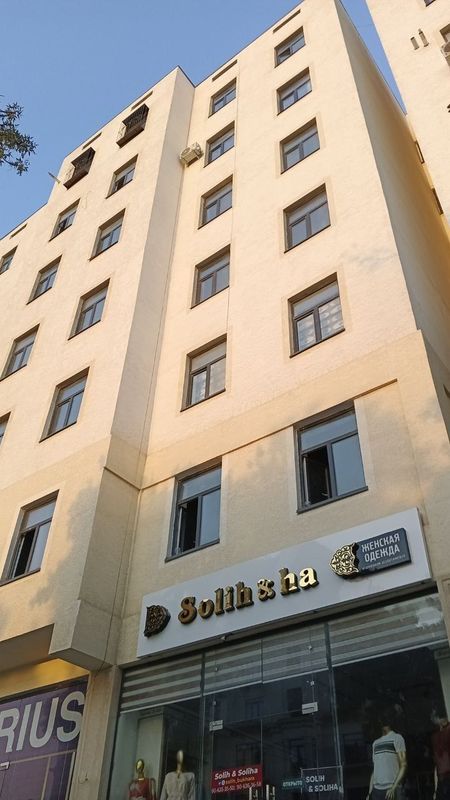 Yangi uy ijaraga berildi, Yangi uy ijaraga berildi,