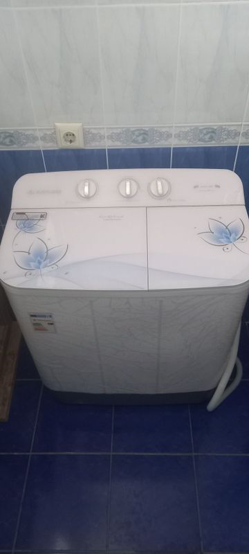 Avangard polavtomat kir yuvish mashinasi 7.2 kg sotiladi