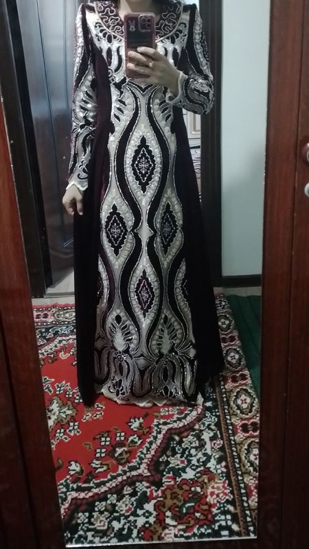 deyarli kiyilmagan 200 ming