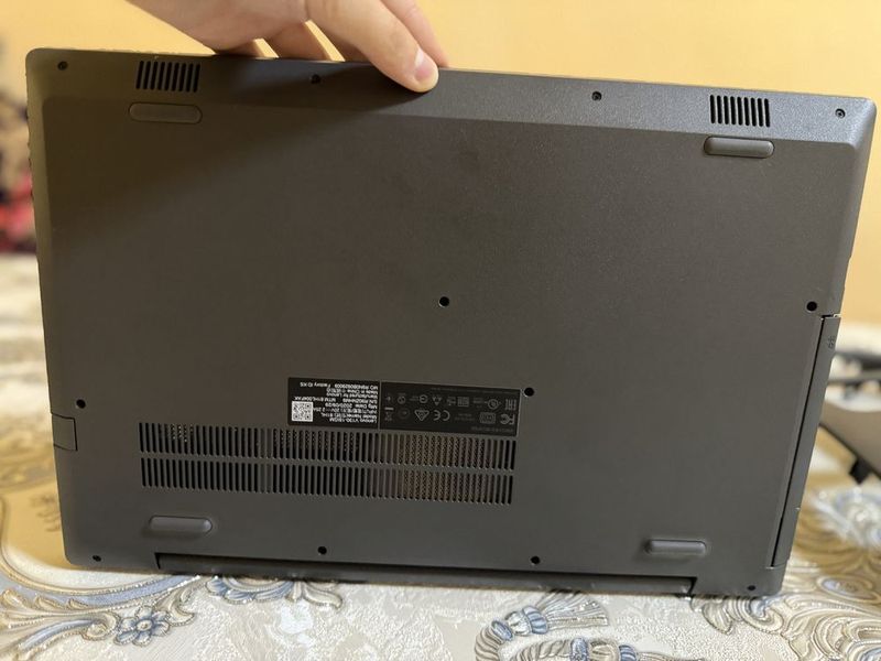 Yangi notebook lenovo orginal BUXORO arzonroq bervoraman. Yangi notebook lenovo orginal BUXORO arzonroq bervoraman.