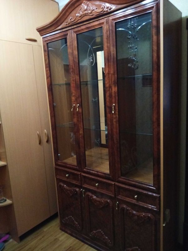 Продаётся стенка