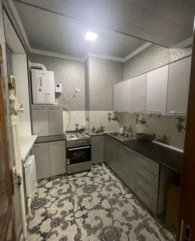 продаётся 1 комнатная42м2 Чиланзар 19 новостройка