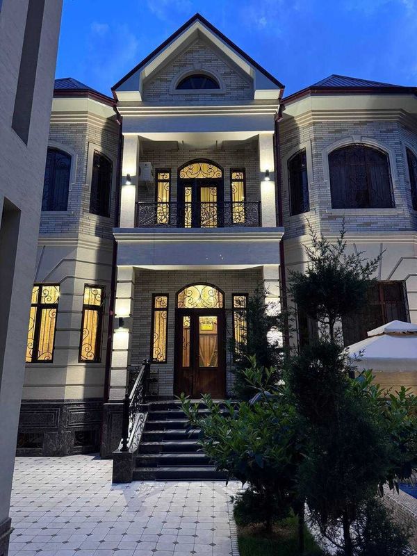 Мирзо Улугбекский Ул. Никитина Дом 4 соток 6 ком 400м2