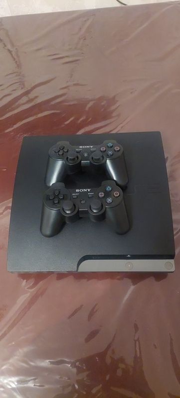 Продаю Sony Play Station-3 Slim игры записаны!