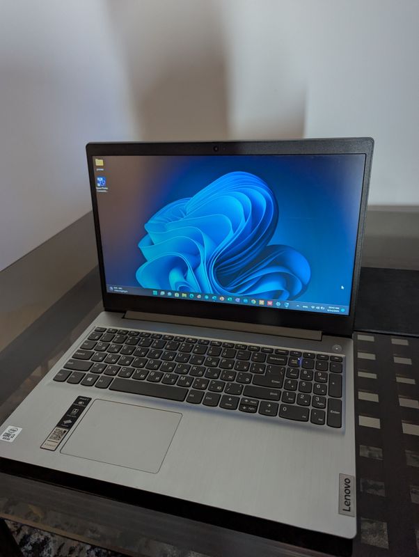 Lenovo IdeaPad 3 core i3 10th gen